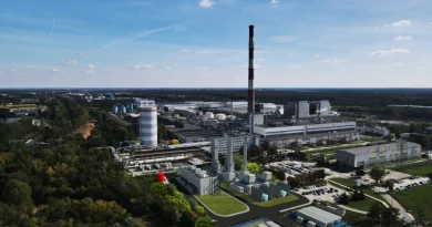En Pologne, une centrale à charbon se convertit pour la première fois au gaz.
