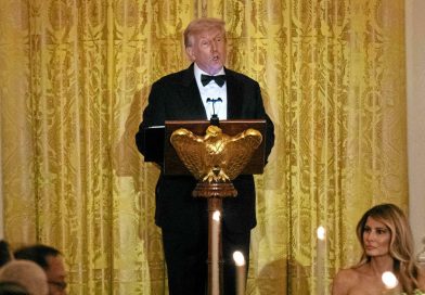 Une horloge Rolex, un lingot d’or… Comment la Suisse a acheté Trump sur les droits de douane