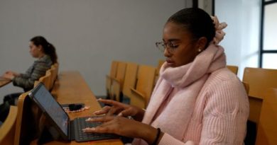 Daniela se réoriente en fac de psycho : 'Écoutez-vous, pas les autres !'