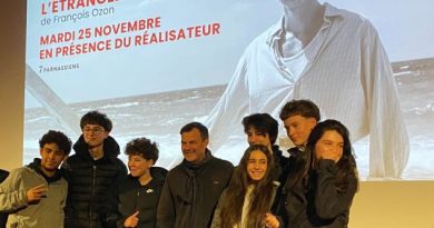 Une classe de lycéens découvre 'L'Étranger' avec François Ozon
