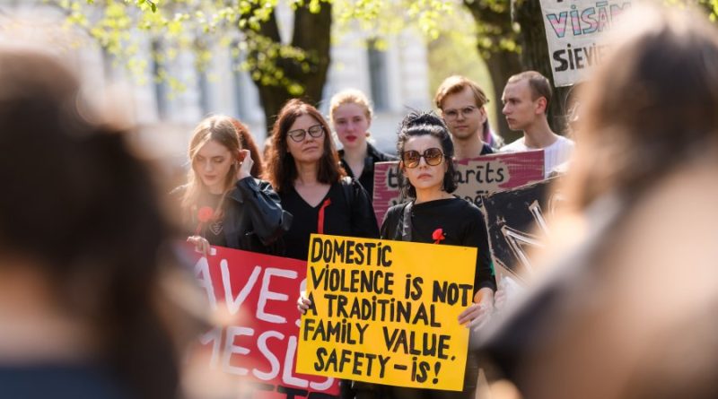 Riga se retire de la convention d'Istanbul sur les violences faites aux femmes