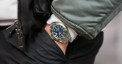 Un homme perd sa montre à 16 000 € dans un bloc de béton et demande un remboursement à son entreprise