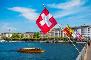 La Suisse recrute des caissiers avec un salaire de 50 000 euros par an sans diplôme requis