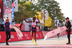 Ruth Chepngetich, recordwoman du monde du marathon, suspendue trois ans pour dopage