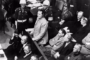 Le procès de Nuremberg : moment fondateur qui met fin à l'impunité des chefs d'État