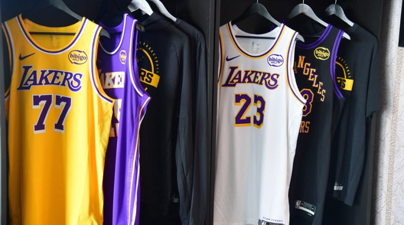 La NBA valide la vente historique des Lakers pour un montant record