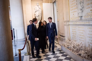Gabriel Attal : un président de groupe discret lors de l'examen budgétaire à l'Assemblée