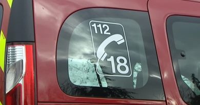 Un incendie sous une ligne haute tension entraîne une coupure d'électricité dans une commune