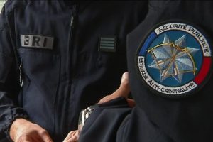 Un policier de la Bac blessé par balle lors d'une intervention pour un cambriolage bancaire