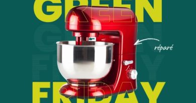 6.1K views | 🖤 Black Friday vs Green Friday 💚 Cette année, on change nos habitudes. Un achat en seconde main, c’est moins de déchets, moins de CO₂, et plus de sens. Réparer, réutiliser, ou simplement renoncer à ce dont on n’a pas besoin : la vraie bonne affaire, c’est celle qui dure 👉 Un like 💚 si vous aussi, vous choisissez la durabilité ! #GreenFriday #ConsommerMieux #SecondeMain #AchatResponsable | Syvadec