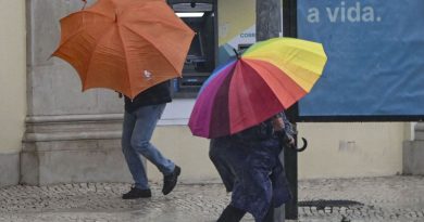 Portugal : la tempête Claudia cause un décès et plusieurs blessés