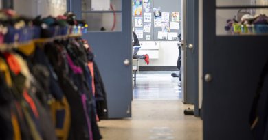 Adoption de la loi 94 sur la laïcité : colère des commissions scolaires anglophones