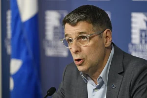 Éric Duhaime tente de persuader Maïté Blanchette Vézina de rejoindre les conservateurs.