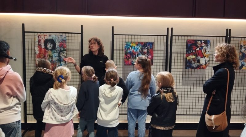 À Elbeuf : Darco, un artiste pop art à la Halle aux Poissons