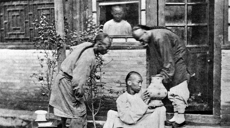 «A l’ombre d’une race» de Clément Fabre : les Chinois dévisagés par l’Occident