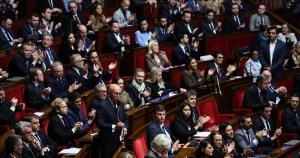 Adoption du texte RN à l'Assemblée : la droite sereine, les macronistes plus réservés