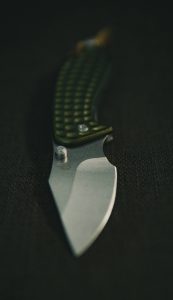 Il présentait un taux d’alcool de 1,28 mg par litre d’air expiré soit cinq fois la limite légale