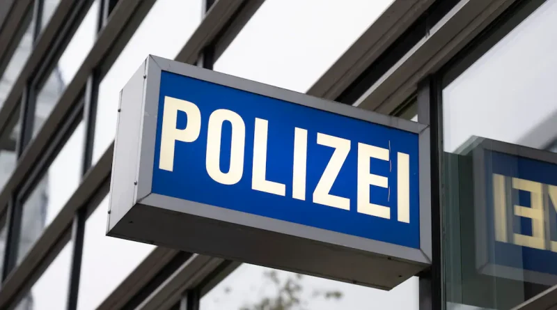 Allemagne : un conspirationniste d’extrême droite arrêté pour un projet d’attentat contre Olaf Scholz et Angela Merkel