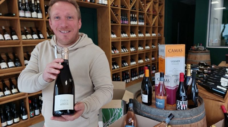 Ancien policier, il a ouvert une cave à vin dans cette ville de la Sarthe : "J'avais envie d'entreprendre"