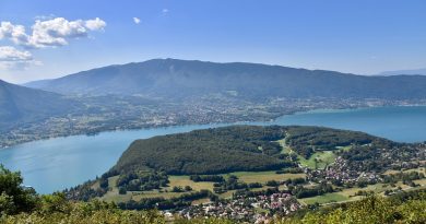 Auvergne-Rhône-Alpes, Lyon, Annecy, Alps, volcano, lake, mountain, ski, village