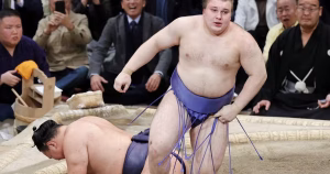 Aonishiki Arata, le réfugié ukrainien devenu un phénomène du sumo au Japon