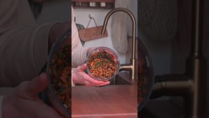 Apprenez à faire des nems chez une famille vietnamienne !