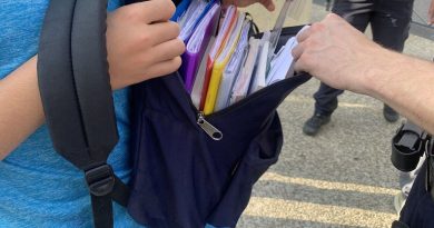 Après 20 ans comme CPE dans les collèges, Séverine Bruneau est devenue coordinatrice harcèlement scolaire en Mayenne - ICI