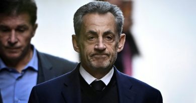 Après vingt jours en détention, Nicolas Sarkozy est sorti de prison