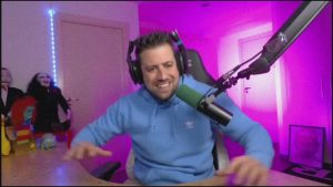 Auron prêt pour des streams : avis sur Twitch et Rodolfitos