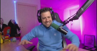 Auron prêt pour des streams : avis sur Twitch et Rodolfitos