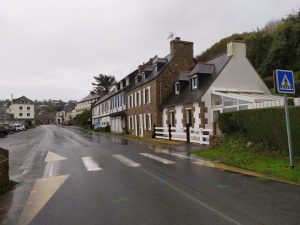 Axe Lannion-Morlaix. Le bourg de Saint-Michel-en-Grève interdit quinze jours à la circulation