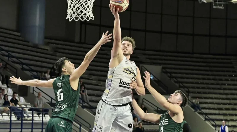 Basket-ball. NM1 : Une troisième victoire d’affilée décrochée à l’arraché pour l’EAB