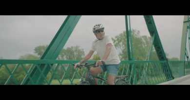 Bienveillance : Cyclistes et motocyclistes pour des routes sûres