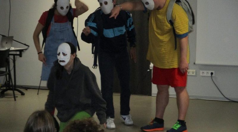 Biscarrosse : du théâtre pour sensibiliser les collégiens au harcèlement scolaire