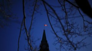 Budget : des fonctionnaires craignent l’ampleur des coupures