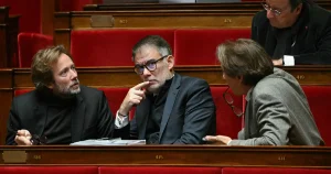 Budget : la gauche refuse de participer aux négociations avec le gouvernement pour éviter le RN