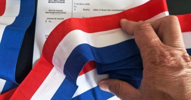 Un homme condamné pour violences et avoir uriné sur le maire de l'Oise.