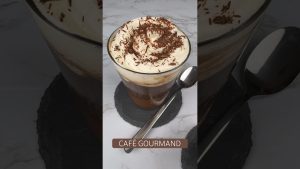 Café gourmand chocolat noir et chantilly vanille : recette facile