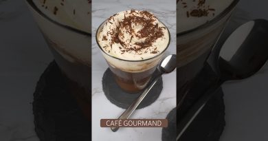 Café gourmand chocolat noir et chantilly vanille : recette facile