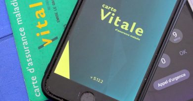 Carte Vitale sur son smartphone : "Il faut s’adapter aux nouvelles technologies, on y va en douceur, pas de stress"