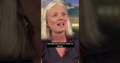 Catherine McKenna dénonce les médias de rage farming