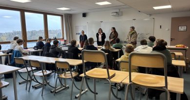 Ces élèves de l'Eure ont enfin découvert leur collège Aurélie Aubert flambant neuf