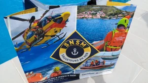 Chaque cabas acheté, un geste pour les sauveteurs en mer de Guadeloupe