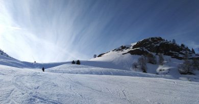 Auvergne-Rhône-Alpes, Lyon, Annecy, Alps, volcano, lake, mountain, ski, village