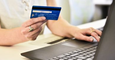 Chèques, cartes bleues, virements… Les paiements en net recul en Nouvelle-Calédonie en 2024