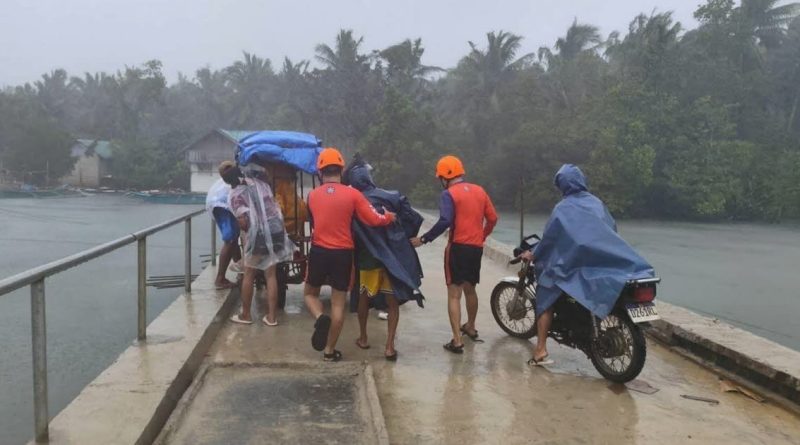 Climat. Le « super-typhon » Fung-wong s'approche des Philippines, près d’un million de personnes évacuées