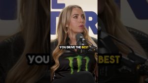 Comment la Drag Raceuse la Plus Rapide Entraîne Ses Réflexes