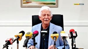 Conférence de presse en direct avec Paul Bérenger