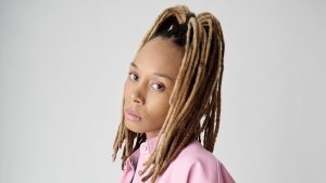 Couleurs tropicales - La carrière de Lycinaïs Jean prend un tournant avec son nouveau projet musical