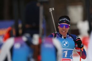 Coupe du monde de biathlon : les Français finissent 2e du relais masculin d'Östersund, première épreuve de la saison